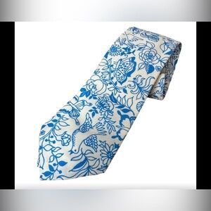 Lilly Pulitzer Blue and White Floral Tie